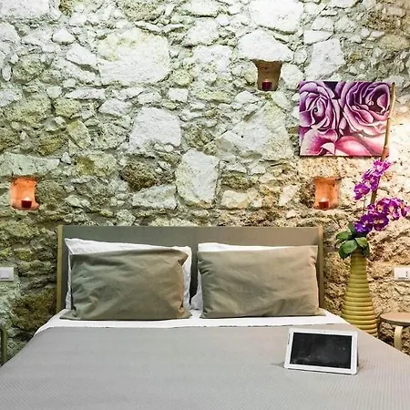 Couette-café Siracusa 3*