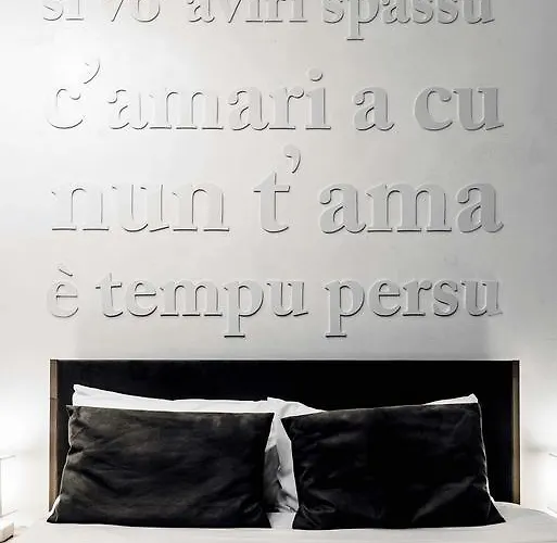 Couette-café Siracusa 3*