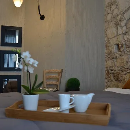 Siracusa Oda ve Kahvaltı 3*